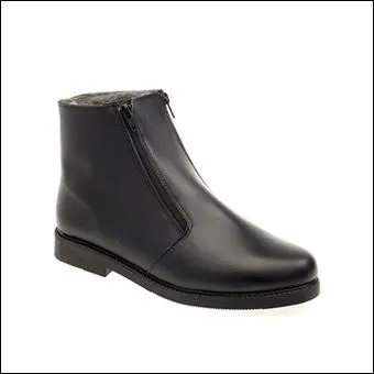 Ni plus ni moins qu'une petite botte, pas forcment lgante.