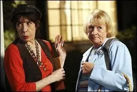 Comment se nomment ses deux s�urs ?