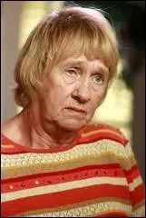 Qui interpr�te le r�le de Karen McCluskey ?