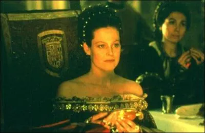 Sorti en 1992, elle y interprte Isabelle... .