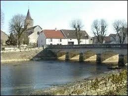 Et la Vingeanne prend sa source ...