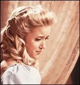 Qui est cette dame ?