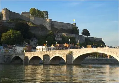 La citadelle de : ( indice : accs par la route merveilleuse )