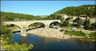 La rivire Ardche est un affluent ...