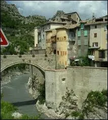 Vrai ou faux : le fleuve Var coule dans le dpartement du Var.