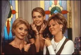 Comment s'appellent les deux tantes de Sabrina ?