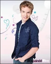 Qui chante  Dile que si   ?