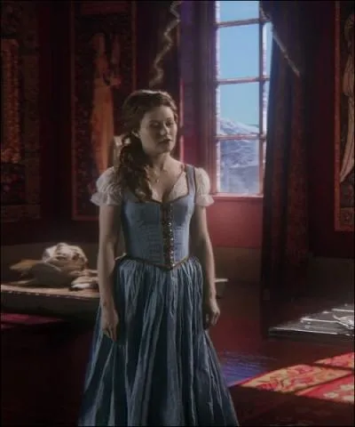 Tromp par Regina qui ne lui accorde pas la rcompense prvue pour son aide, Jefferson, tout  sa vengeance, s'en va dlivrer de son cachot... ?