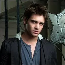 De qui Jeremy a-t-il t amoureux ?