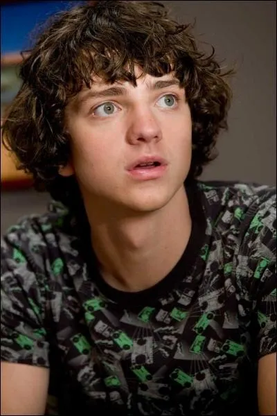 De quel instrument J. B joue-t-il ?