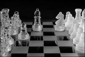 Si on place un grain de riz sur la premire case d'un chiquier et que l'on le remplit en doublant le nombre de grains  chaque case, combien aura-t-on de grains de riz sur la dernire case ?