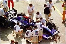 N le 4 juillet 1960 en Autriche, ce pilote automobile est mort lors des essais du Grand Prix de San-Marin  Imola le 30 avril 1994.