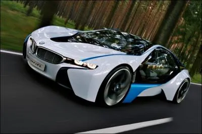 Cette voiture figure dans un film truff de gadgets. Quel est-il ?