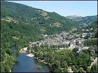 En se jetant dans le Lot, la Truyre devient un sous-affluent ...