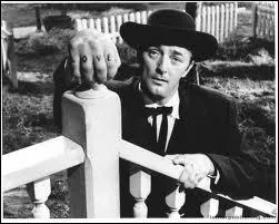  Rivire sans retour  , Marilyn ctoie :