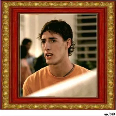 Dans l'épisode "Bienvenue à Sunnydale", comment s'appelait l'ami d'Alex qui est devenu vampire ?