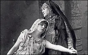 Mon repos mon bonheur semblait tre affermi, Athnes me montra mon superbe ennemi...