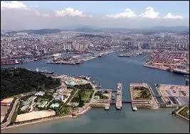 Enfin, cette image reprsente Incheon. O est situe cette ville portuaire ?