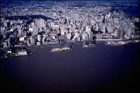 Quel pays abrite Porto Alegre sur cette image d'Amrique du Sud ?