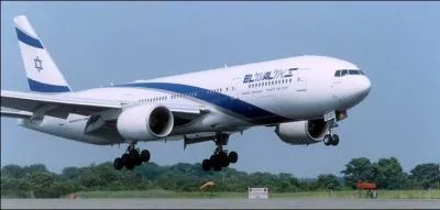 Je suis all dans plusieurs pays, donc je peux dire que j'ai beaucoup voyag. Mais en anglais, comment dit-on 'voyager' ?