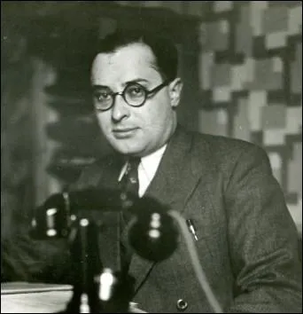 Il fut assassin par les miliciens en 1944. Quelle fonction occupait Jean Zay dans le gouvernement Lon Blum en 1936 ?