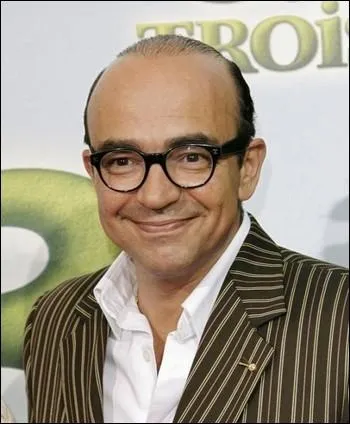 Dans quelle mission tlvise Karl Zro a-t-il fait ses dbuts d'animateur aux cts d'Antoine de Caunes en 1988 ?