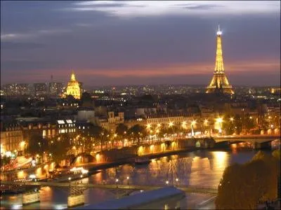 Quand j'arrive  Paris, au bout du (... ), j'ai la tte pleine d'(... )
