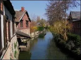 Dans quel dpartement nat la Charentonne ?