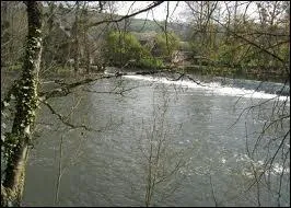 Vrai ou faux : le fleuve Orne prend sa source dans le dpartement de l'Orne.
