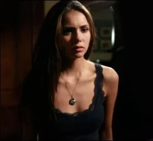 Qui est le vrai pre d'Elena ?