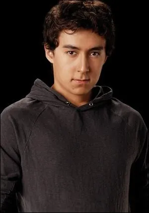 Ensuite parlons de Quil, quelle est la couleur de son poil ?