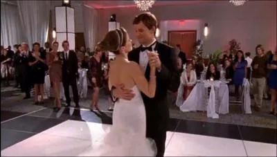 Qui est la demoiselle d'honneur de Brooke ?