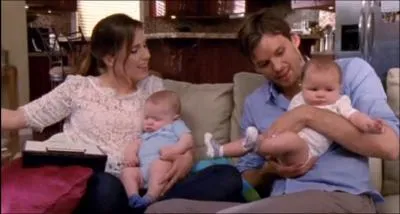 Comment s'appellent les bbs de Brooke & Julian ?