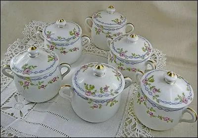 Qui a lanc l'industrie porcelainire ?