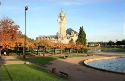Comment s'appelle la gare de Limoges, l'une des plus belles de France ?