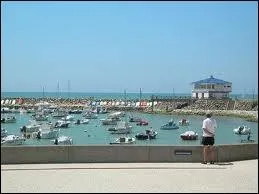 O se trouve la commune maritime de Jard-sur-Mer ?