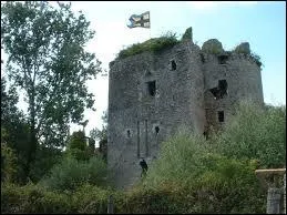 Voici Machecoul et sa forteresse. A quel dpartement appartient ce lieu ?