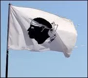 Sous le rgne du parti pris, le corse est... ?