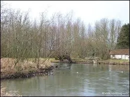 Dans quels dpartements circule le fleuve Authie ?