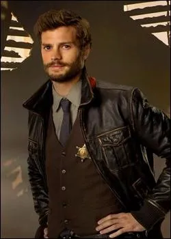 C'est le shrif de la petite ville de Storybrooke. Quel est son nom ?