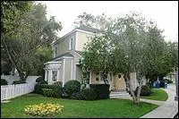 A qui appartient cette maison ?