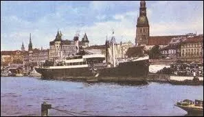 O se situe le port de Riga ?