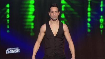 Qui est le professeur de danse ?