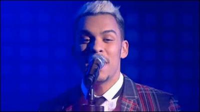 Qui est ce jeune homme  la voix d'ange ?