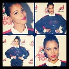 Combien y a-t-il de chansons dans l'album  Reflet  ?