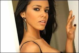 Important pour la contacter  la bonne adresse ! Quel est le site officiel de cette sublime martiniquaise ?