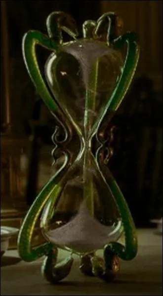  qui appartient ce sablier ?