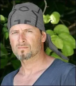 Quel ge a Thierry le magntiseur ?