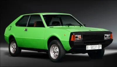 Quel est ce petit coup  la couleur fluo et au look trs 70' ?