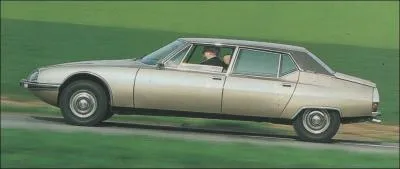 Chez quel clbre carrossier pouvait-on s'offrir une SM berline ?